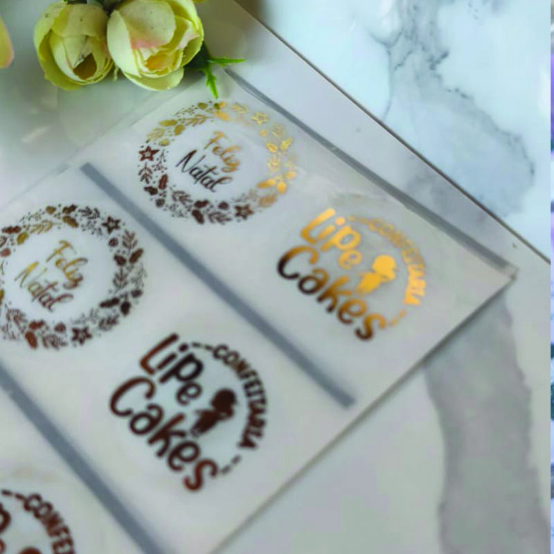 Adesivo em Hot Stamping dourado 4x4